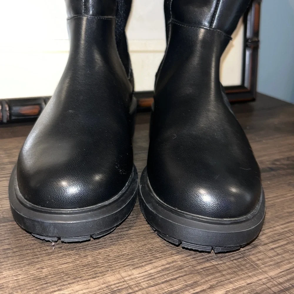 On 34th Women's Tamira Black Stretch Tall Round Toe Riding Boots sz 5 NWOB